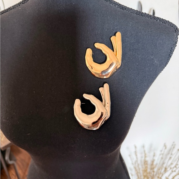 Chic Silver Brooch for Women - Picture 4 of 4